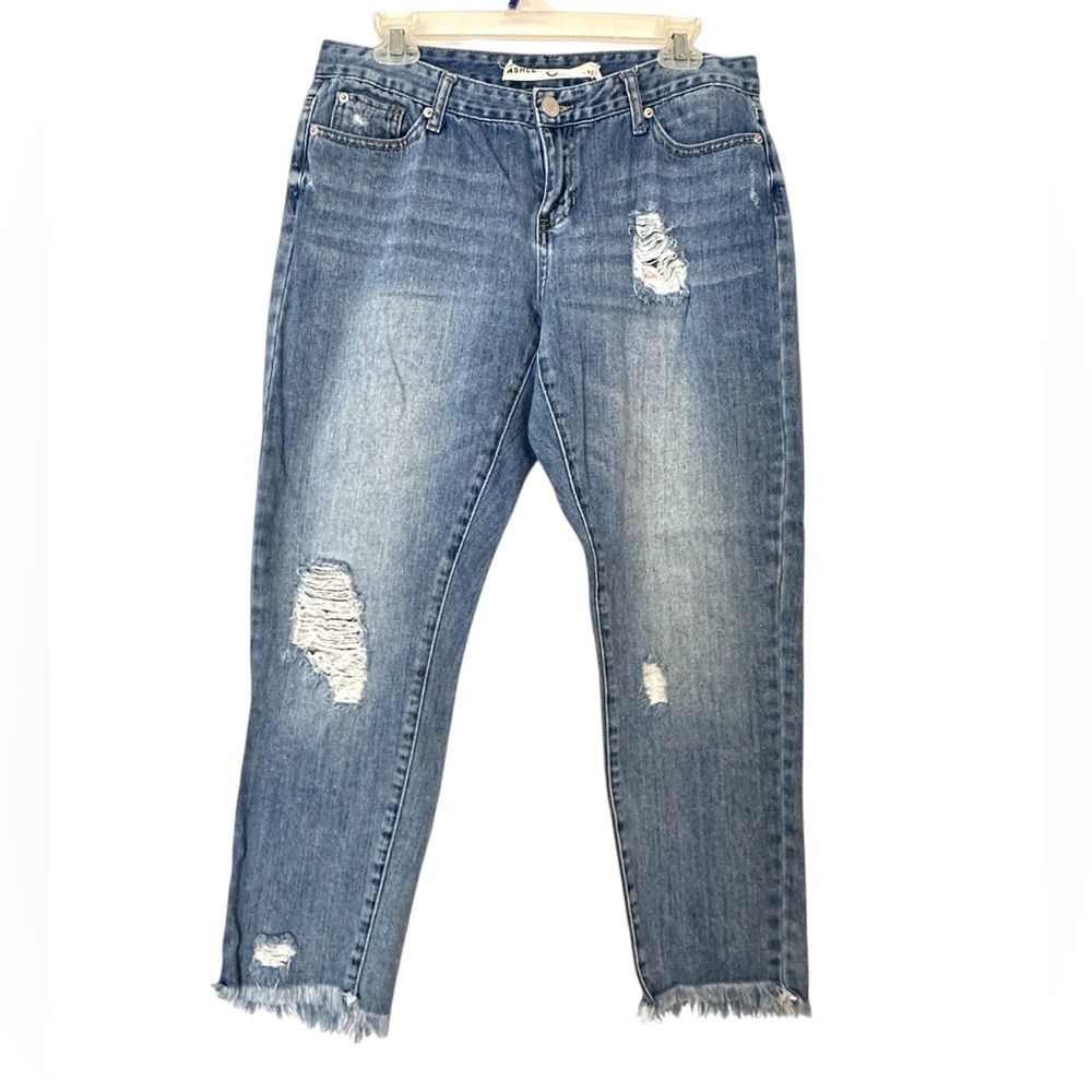 Ashley Mason Women's‎ Cropped Jeans Size 9 Distressed Blue Denim (D38)